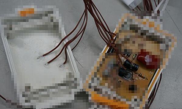除了電路板及電容部分，也會在對應(yīng)的外殼相對位置黏貼感溫線，看看過程中是否會將熱傳遞到外殼。